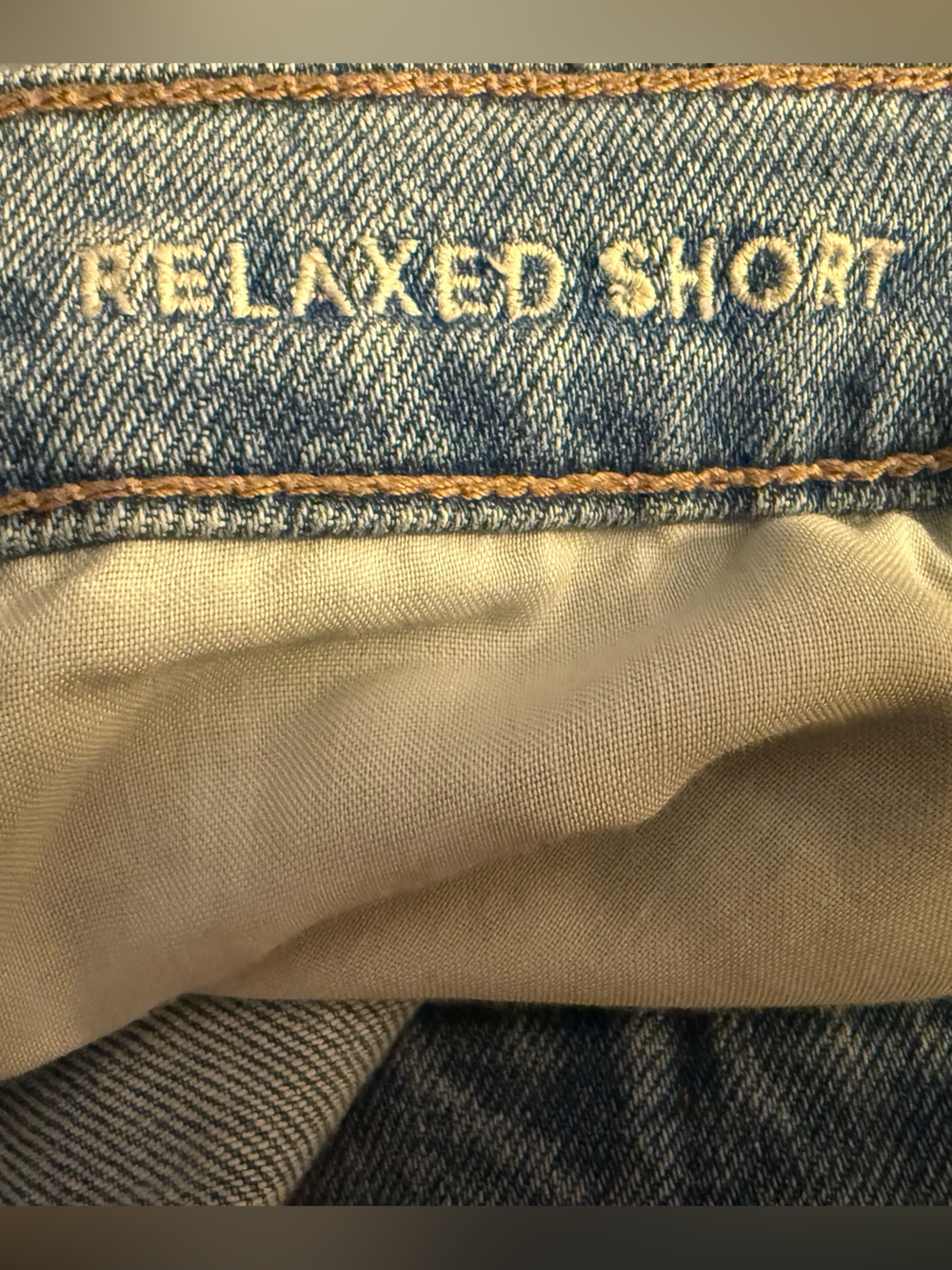 American Eagle Stigrid Relaxed Fit Shorts - Size 6 - Picture 6 of 6